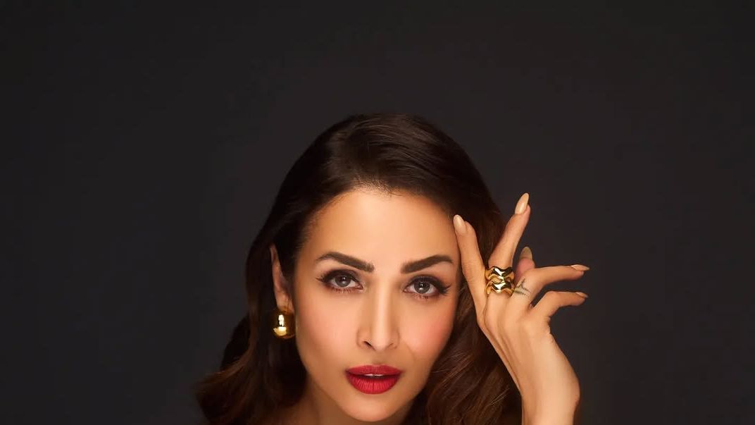 The digital Vintage Casio watch is bending time in 2025