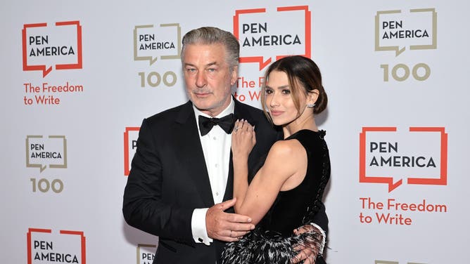 Hilaria Baldwin underwear workouts