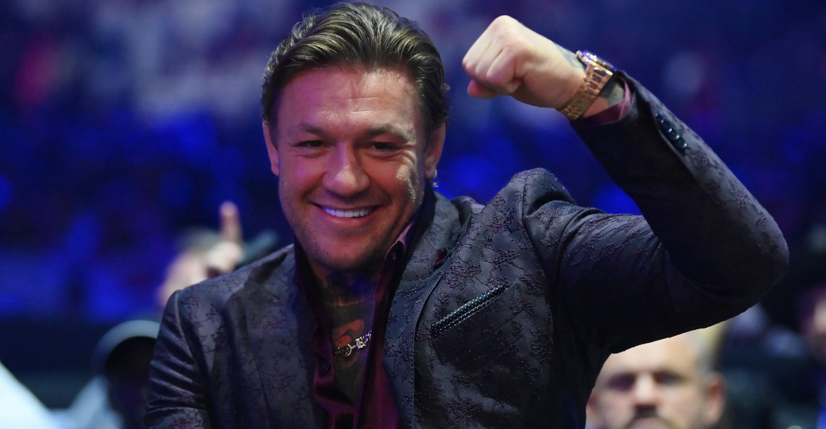 Conor McGregor mocks Jake Paul with holiday tweet-and-delete: ‘Enjoy your Christmas smoothies bro’