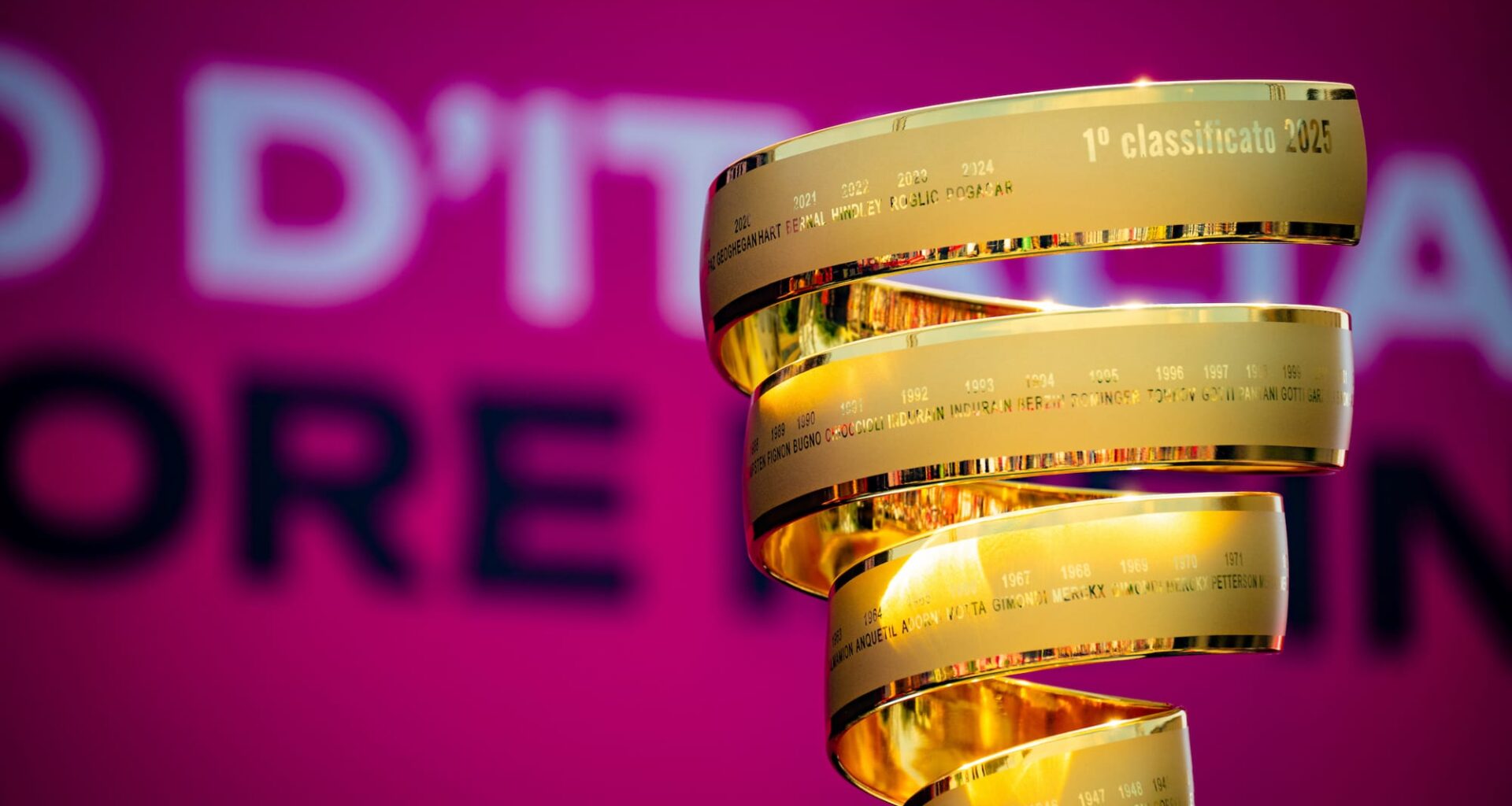 Political turmoil and team unrest threaten 2026 Giro start