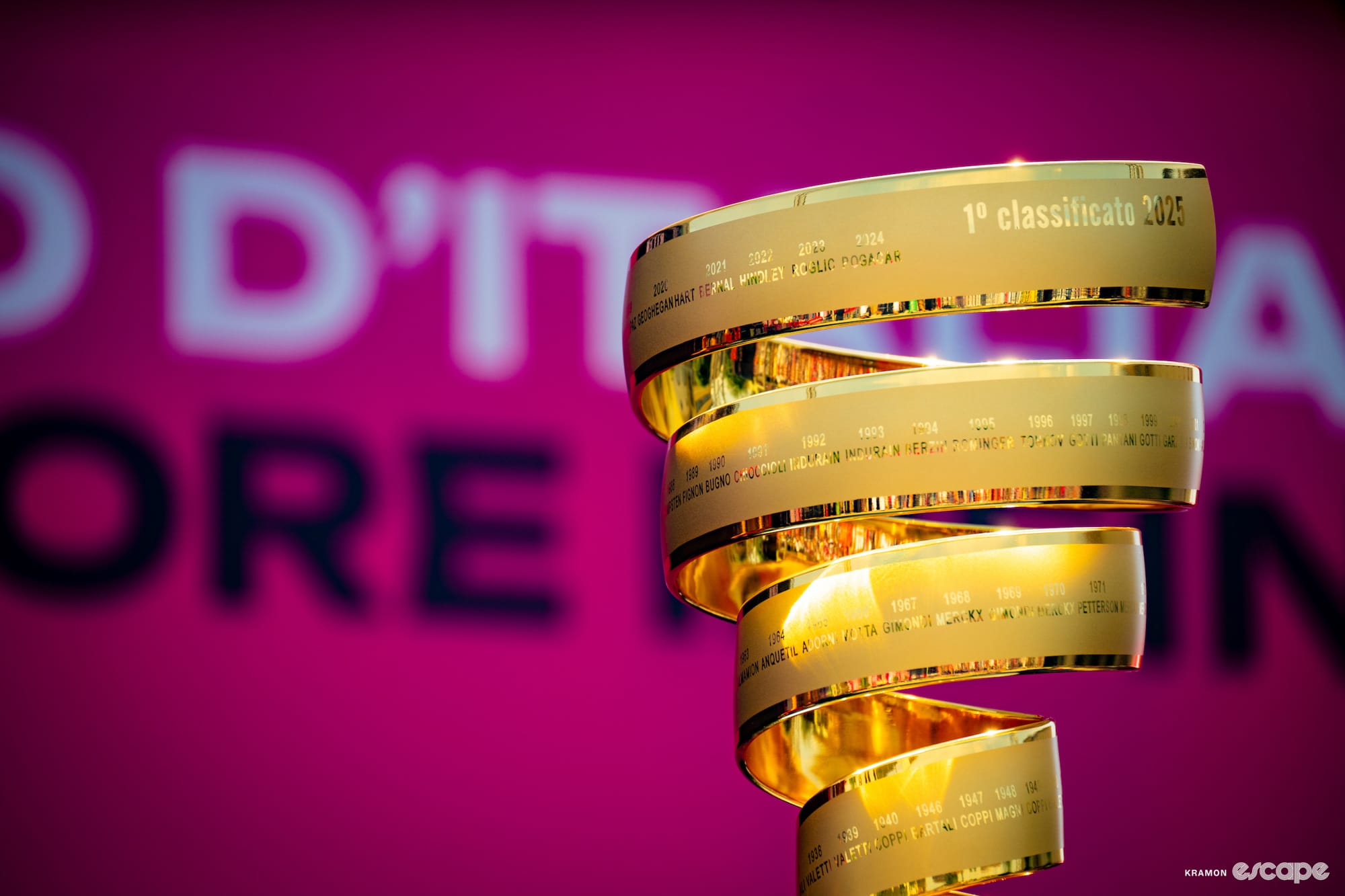 Political turmoil and team unrest threaten 2026 Giro start