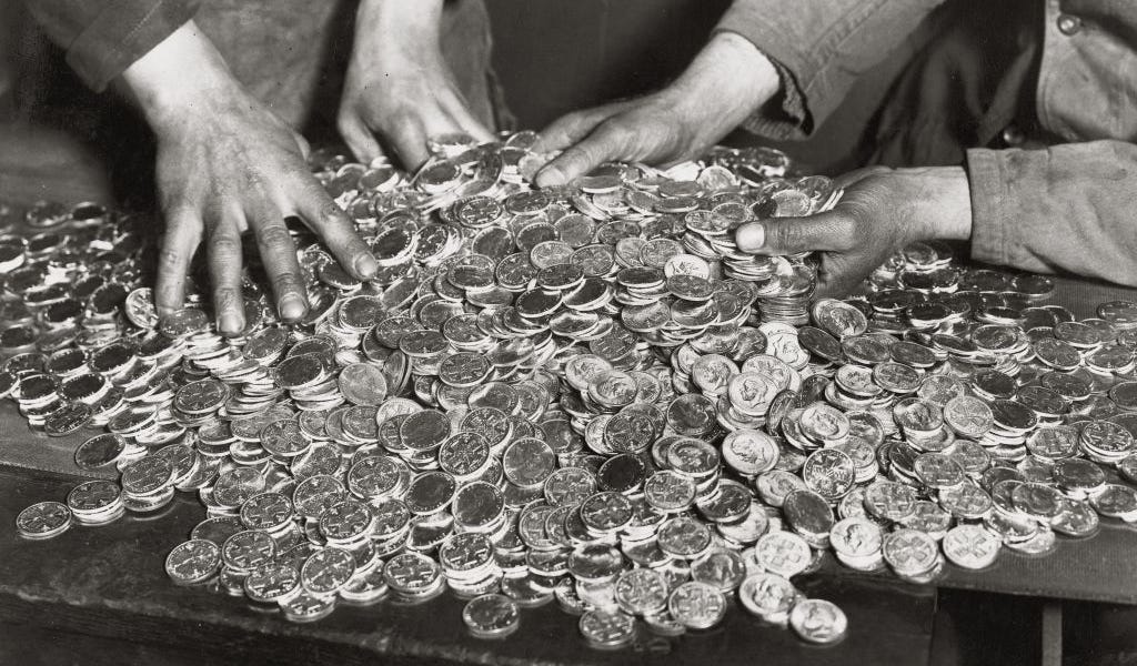 A Flashing Warning for the Economy