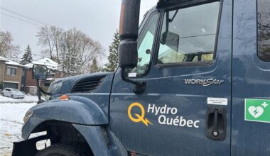 High winds and freezing rain leave thousands without power in Montreal