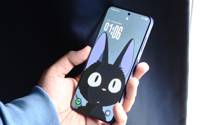 Adaptive Clock on a Samsung Galaxy phone