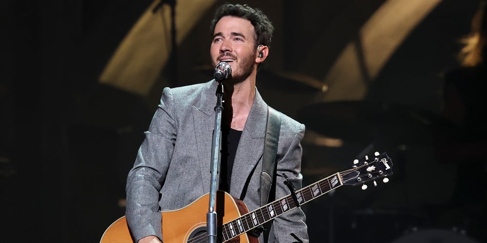 Kevin Jonas Talks About Why He Didn’t Sing on Past Jonas Brothers Albums | Jonas Brothers, Kevin Jonas | Celebrity News and Gossip | Entertainment, Photos and Videos