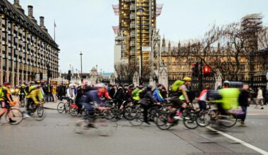 "You should've been here 10 or 20 years ago...": London cyclists amused by ranting rider who moved from Germany but finds it "quite insane how terrible" cycling in the city is; Pro cycling ticket debate rumbles on; Bike art + more on the live blog