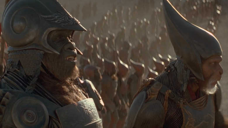 The apes lined up in Planet of the Apes