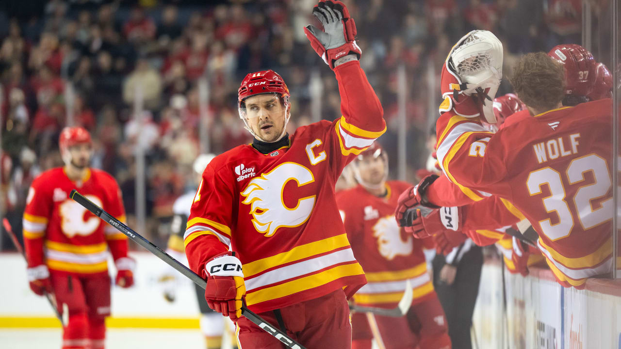 Backlund gets 3 points, Flames defeat Golden Knights