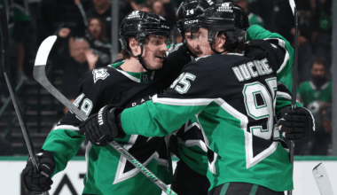 Stars pull away from Maple Leafs for 4th win in row