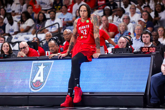 Which veterans end up retiring?