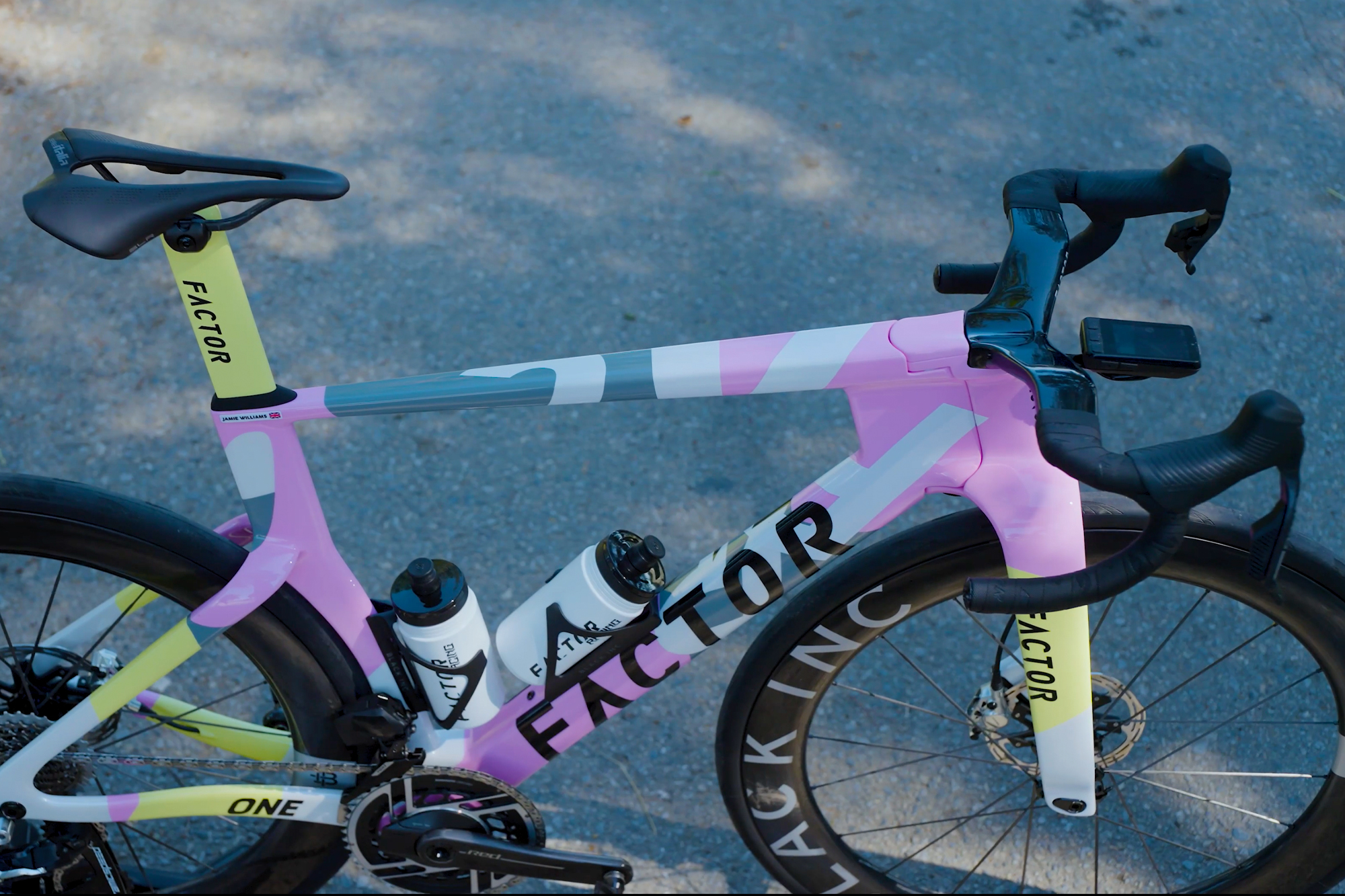 Factor ONE aero race bike