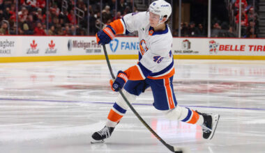 NHL On Tap: Schaefer continues Olympic audition when Islanders visit Blue Jackets