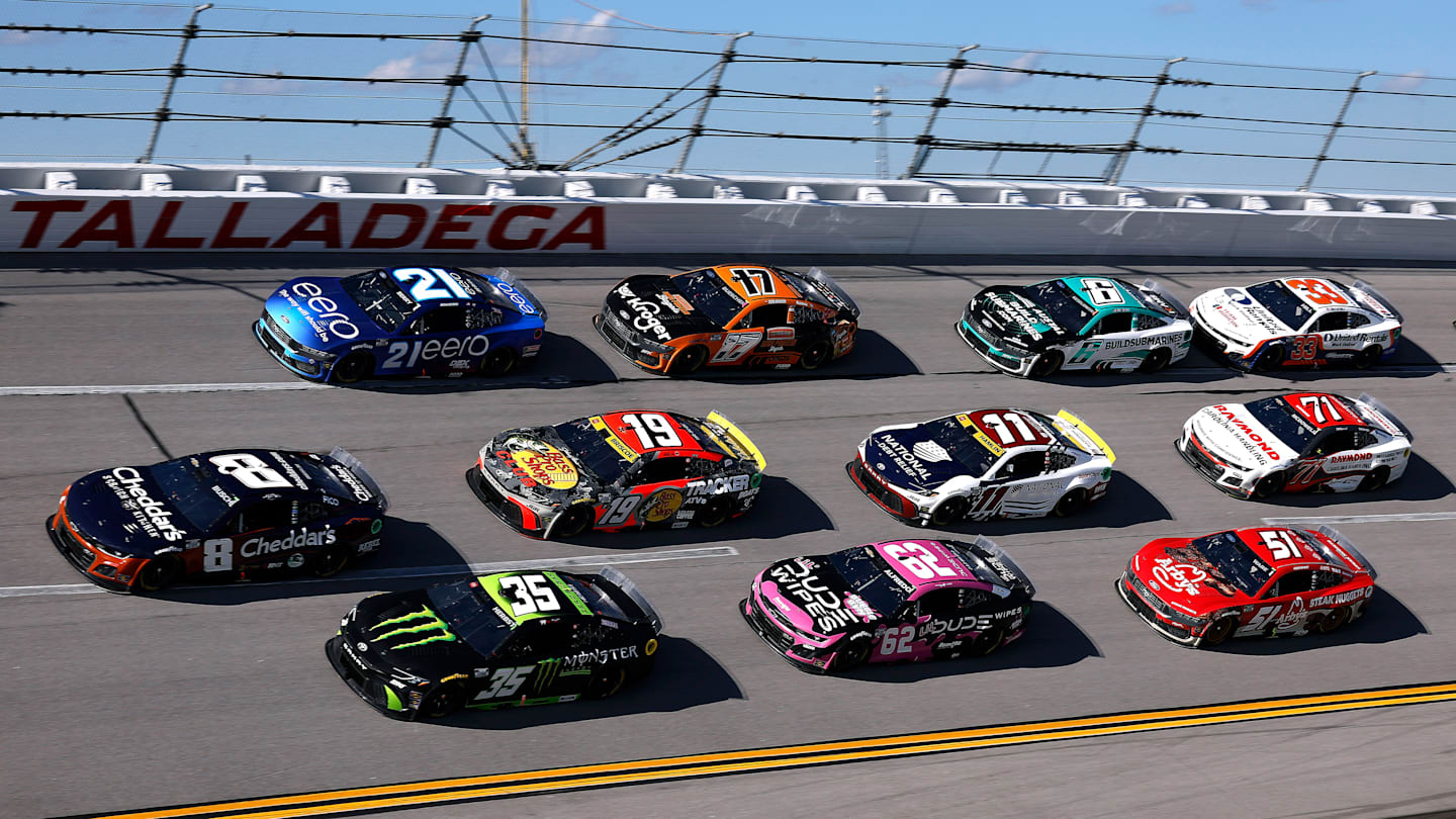 NASCAR Cup Series YellaWood 500