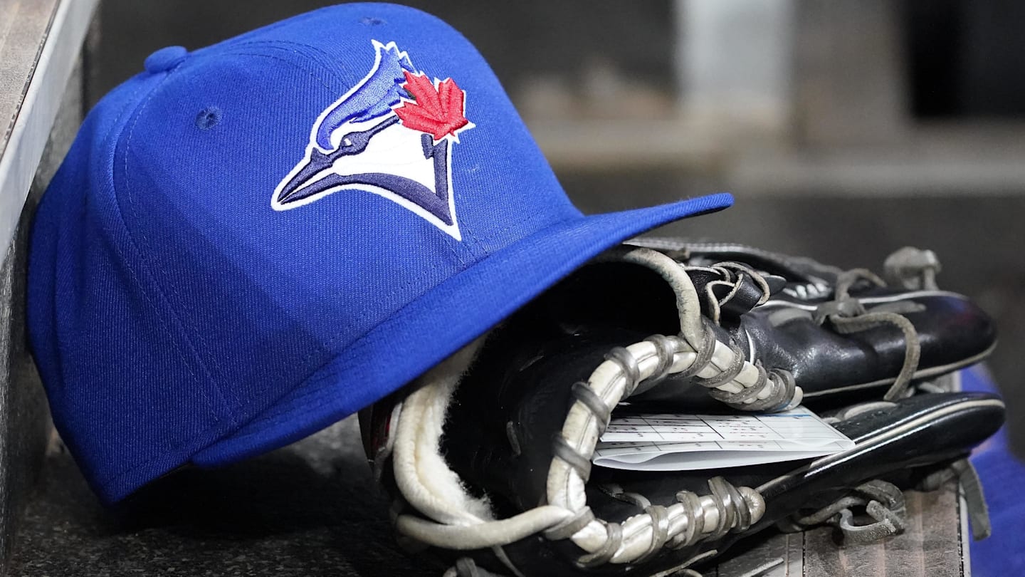MLB Insider Believes Blue Jays Will Sign One of Top Offensive Stars in Free Agency