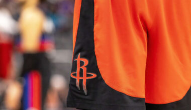 Rockets Reunite With Point Guard in Deadline Deal