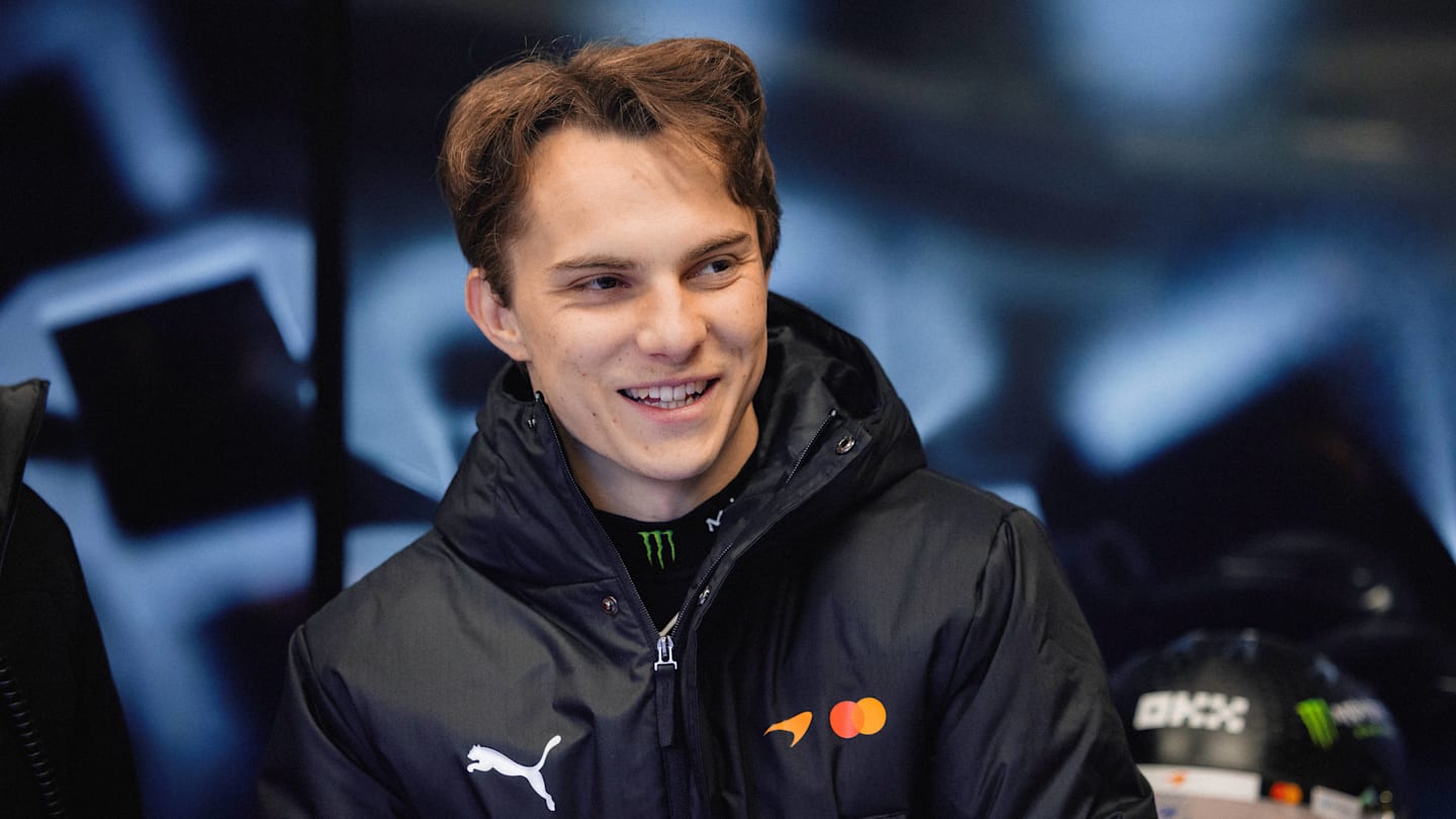 McLaren Explains Issue That Cut Oscar Piastri’s First Day of 2026 Short