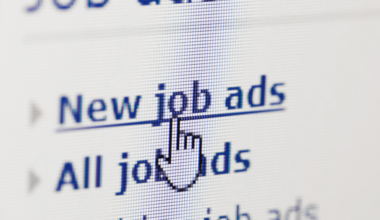 HR and recruitment job ads climb to defy national trend
