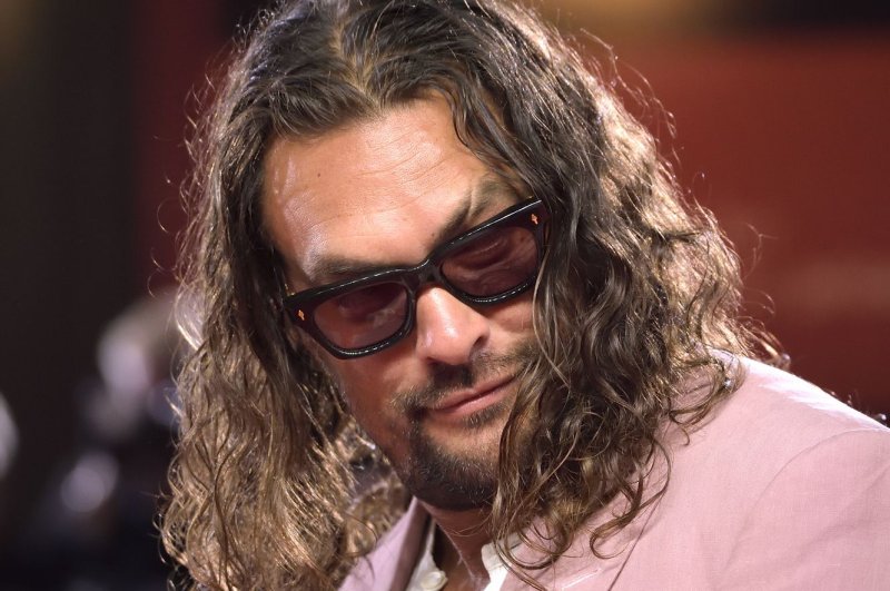 Watch: Jason Momoa celebrates Lobo role in 'Supergirl'