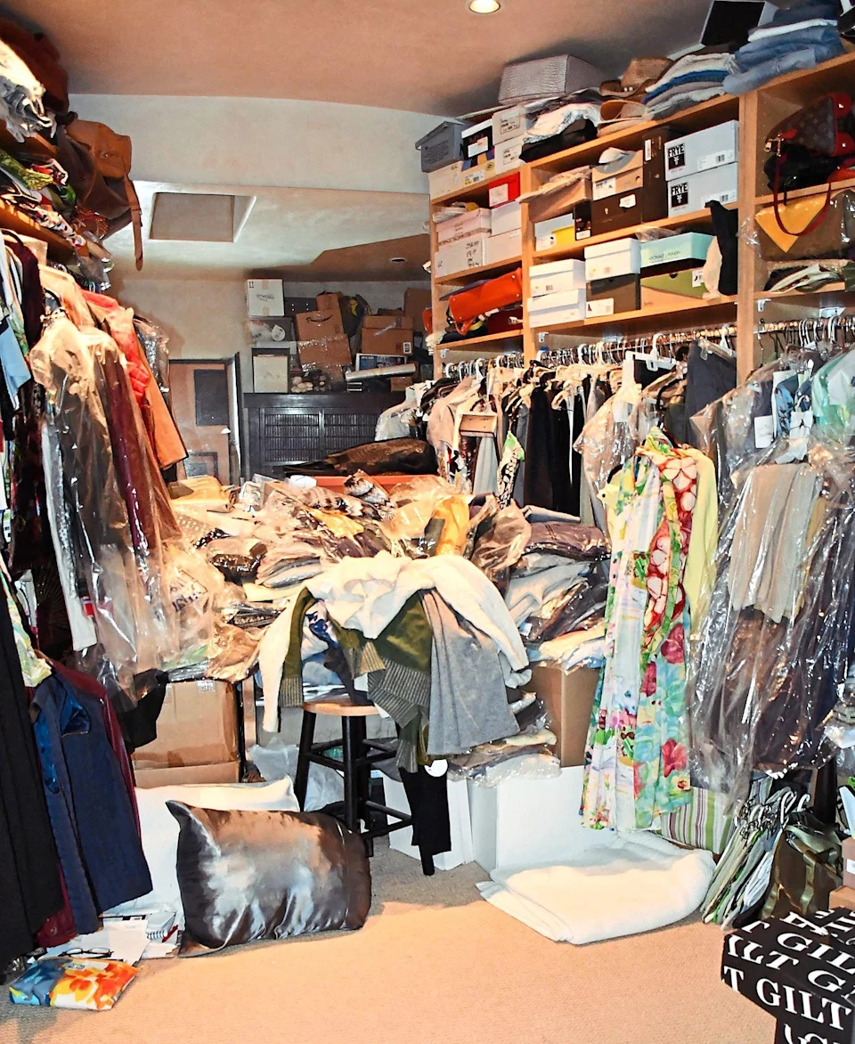 <span class="wp-caption-text">MEGA</span>