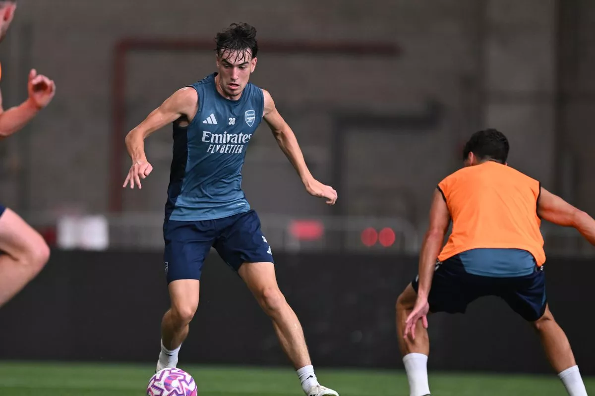 Louis Copley has joined Crawley Town on loan 