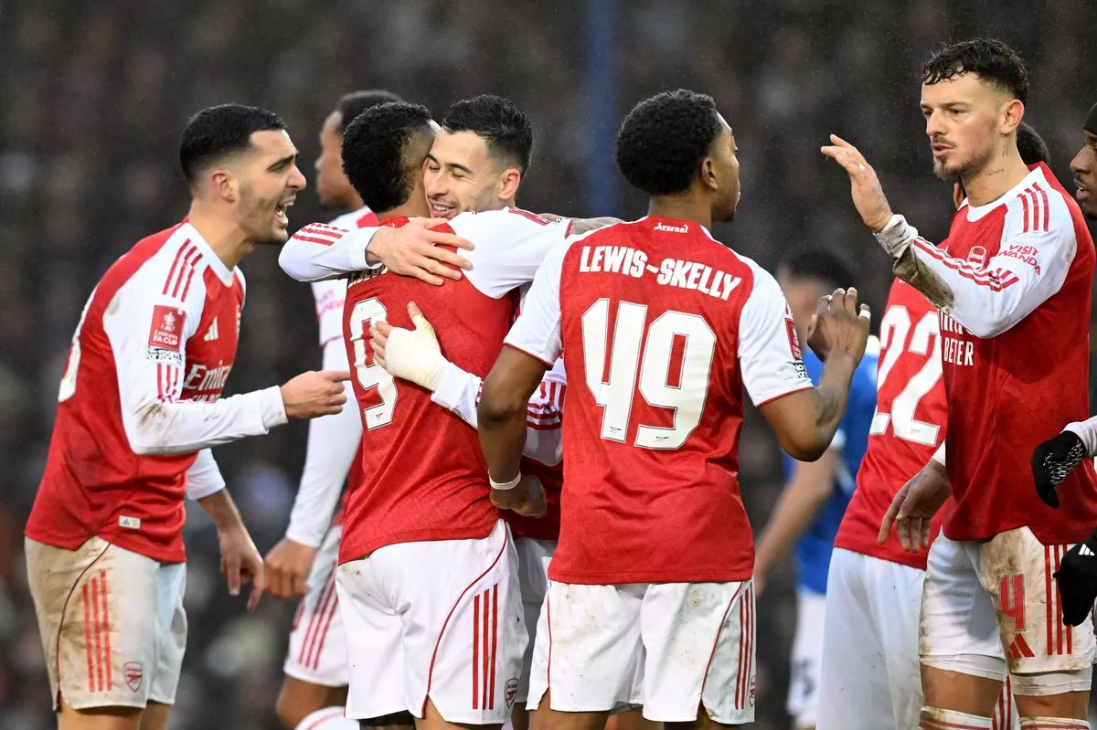 Gabriel Martinelli celebrates with Gabriel Jesus after scoring for Arsenal against Portsmouth in the FA Cup