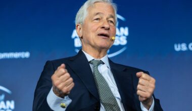 Jamie Dimon warns that the $38 trillion national debt is ‘not sustainable’ and it’s one of two ‘tectonic plates’ that may crash in the near future