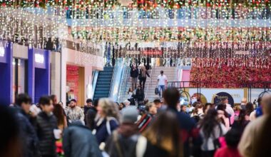 StatCan says income and wealth gap grew wider in third quarter