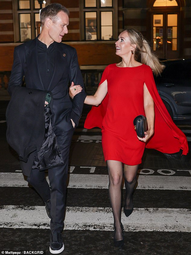 Dan Walker strolled into the Royal Albert Hall last week with sports presenter and pro golfer Iona Stephen, looking gorgeous in a stunning red dress