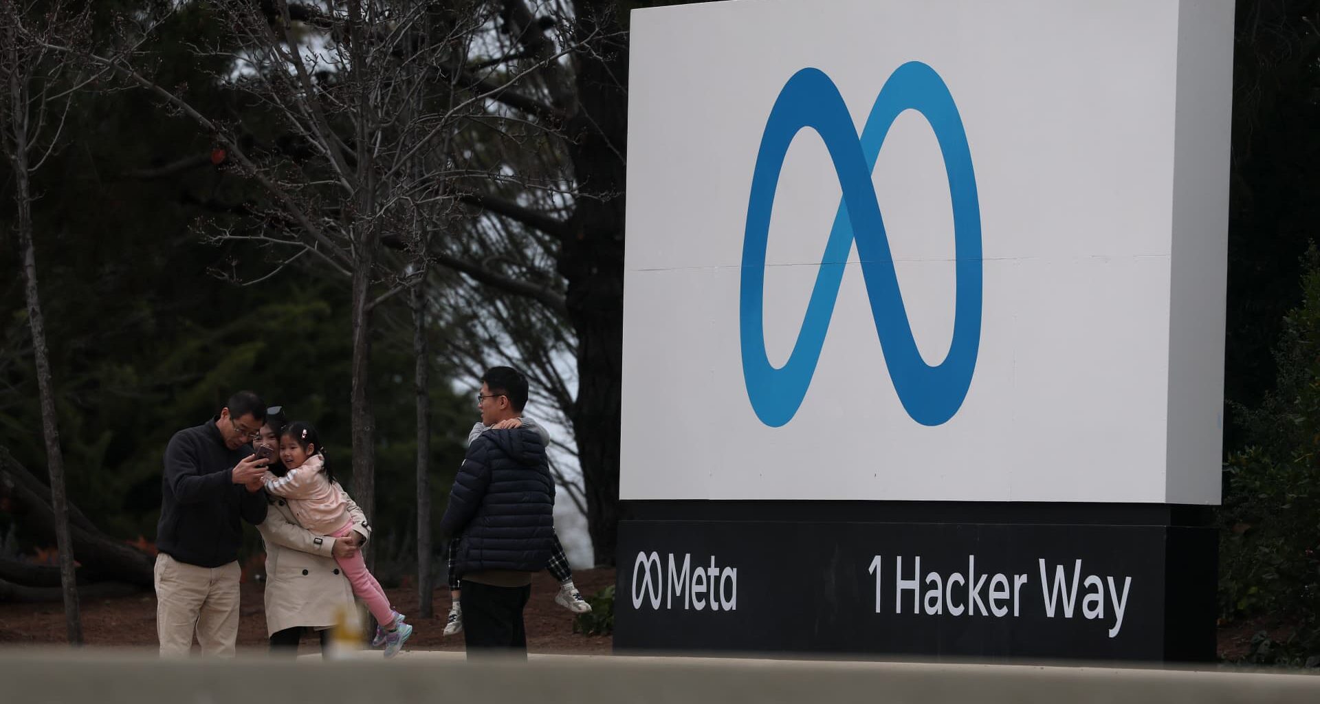 Meta poised for nearly 40% upside on compelling AI and ad opportunities, analyst says