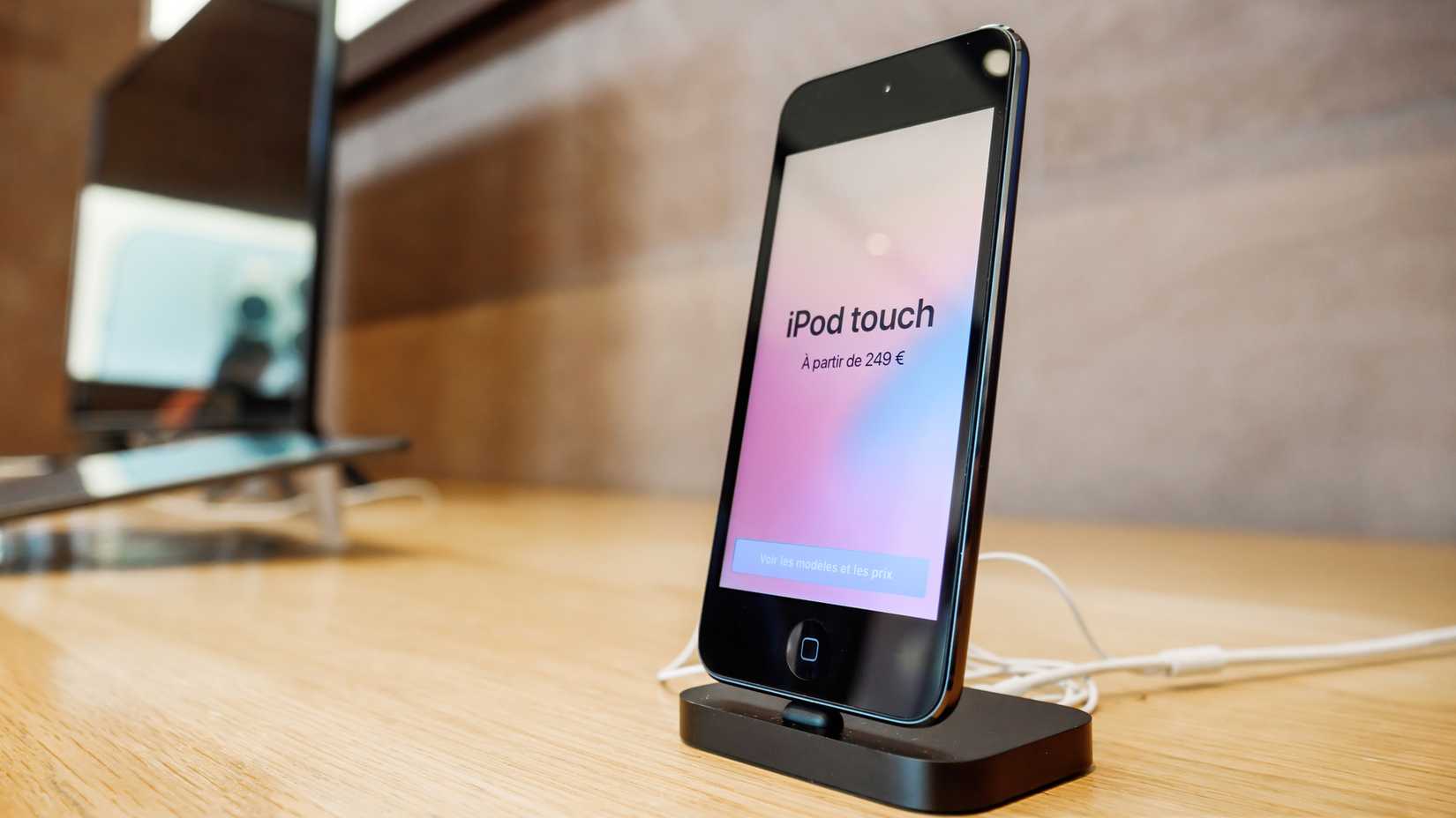 iPod touch on display at an Apple store.