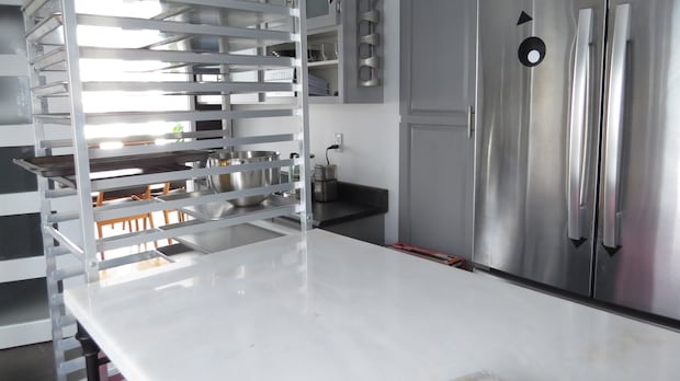 People running unlicensed kitchens in B.C often do so because business start-up costs too high, experts say