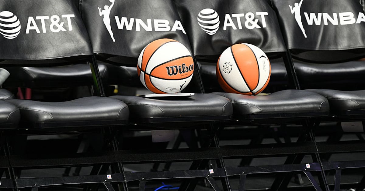 WNBA, WNBPA remain far apart a week from deadline