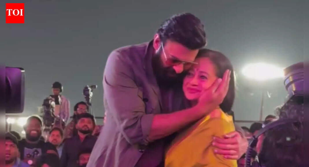 Zarina Wahab opens up about choosing Telugu films over Bollywood while promoting Prabhas-starrer The Raja Saab, 'Hindi films main family mar gayi hai' |