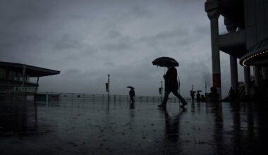 Heavy rainfall warning issued for Metro Vancouver, snowfall warning for Squamish, Whistler