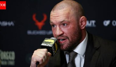 Conor McGregor reminds Floyd Mayweather about that MMA promise everyone forgot ahead of the upcoming White House event | International Sports News
