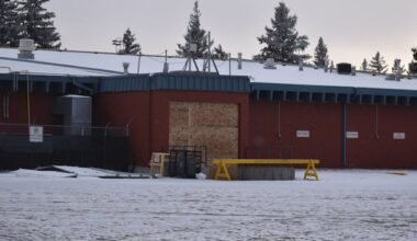 Rink explosion in Alberta town caused by mechanical failure: investigation