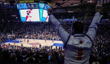 A New York Knicks fan reacts during the second half of an NBA basketball game against the Cleveland Cavaliers, Thursday, Dec. 25, 2025, in New York. (AP Photo/Yuki Iwamura)