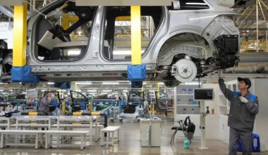 Ford warns Carney not to cut tariffs on Chinese EVs as PM looks to repair ties with Beijing