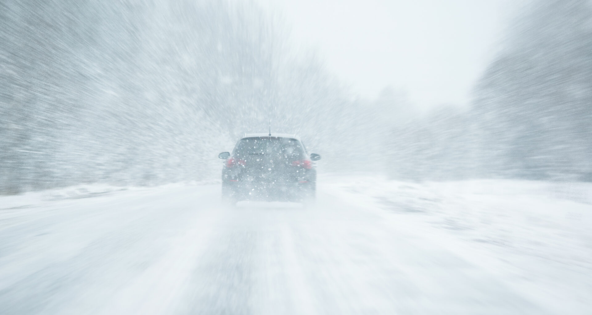 Montreal Expected To Get 10 CM Snow Overnight — With Messy Road Conditions Tomorrow