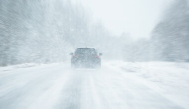 Montreal Expected To Get 10 CM Snow Overnight — With Messy Road Conditions Tomorrow
