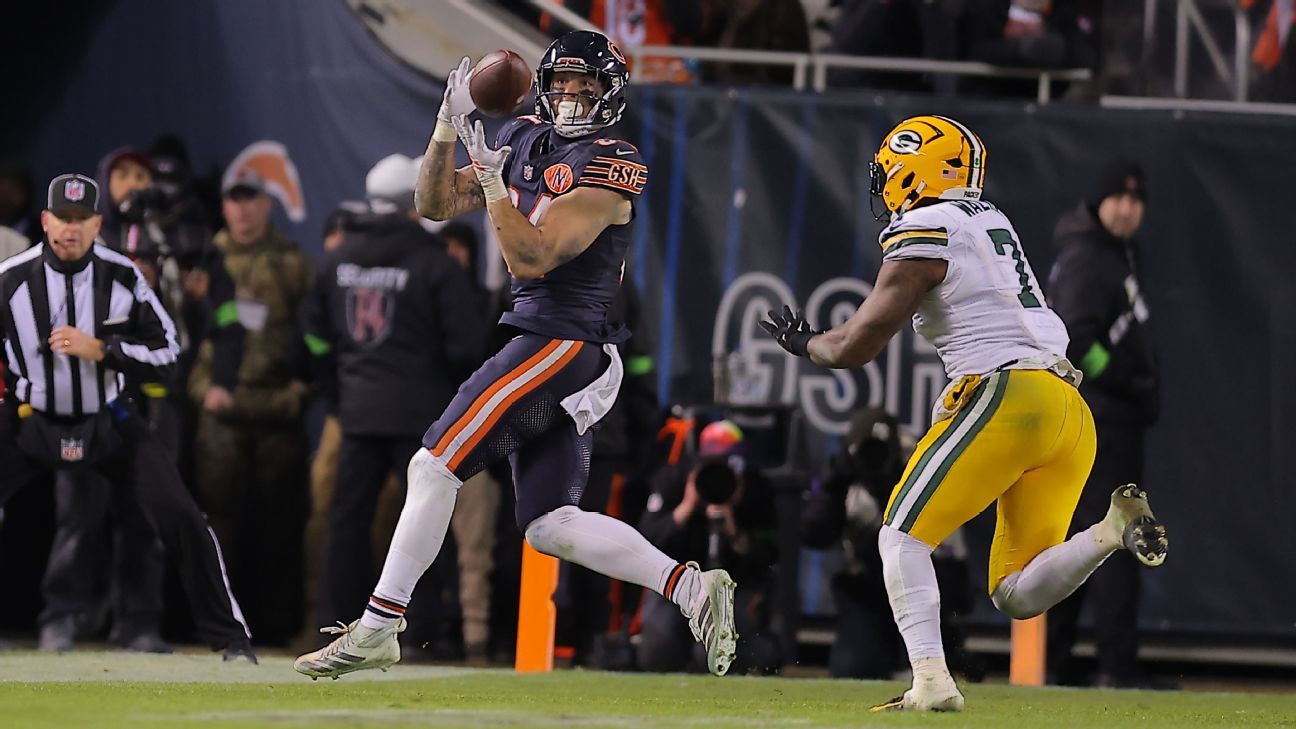 How the Bears' second-half adjustments led to a wild-card win