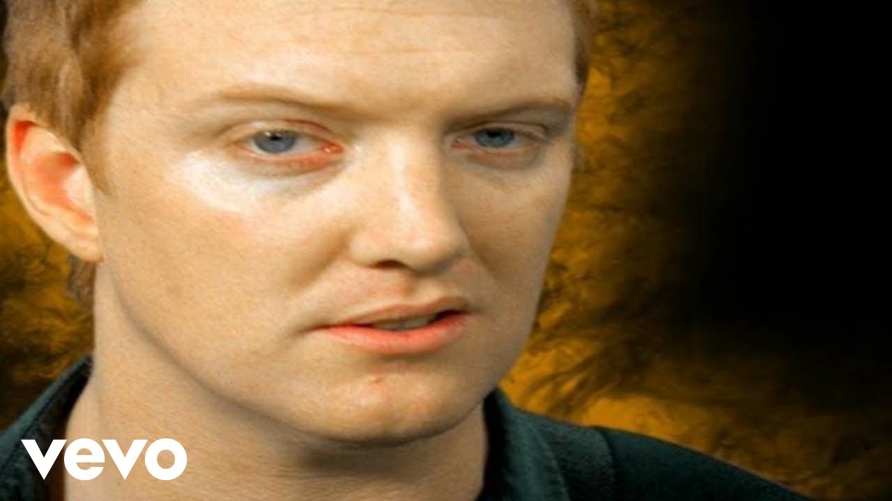 Queens Of The Stone Age - No One Knows (Official Music Video) - YouTube