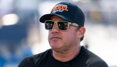 Tony Stewart returns to NASCAR in Ram Truck debut at Daytona