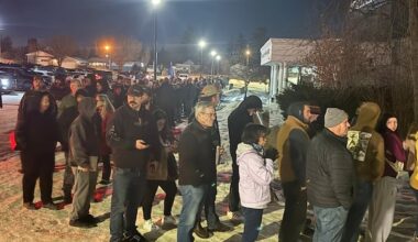 Long lineups in central Alberta to sign petition for province to leave Canada