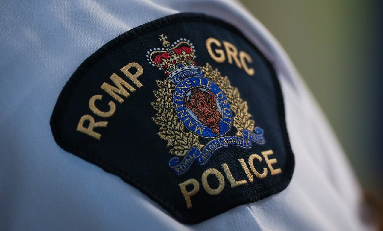 RCMP badge.