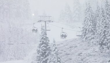 18-year-old dead after fall from chairlift at Cypress Mountain ski resort