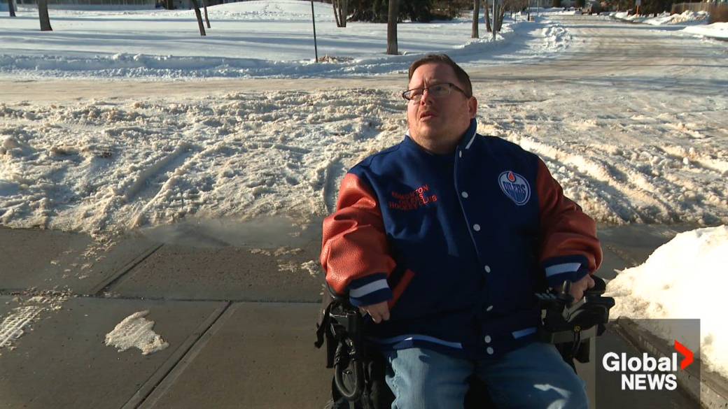 Click to play video: 'Melting snow leaves some Edmonton residents with mobility issues stuck at home'