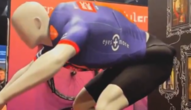 cycling airbag adopted by Dutch team