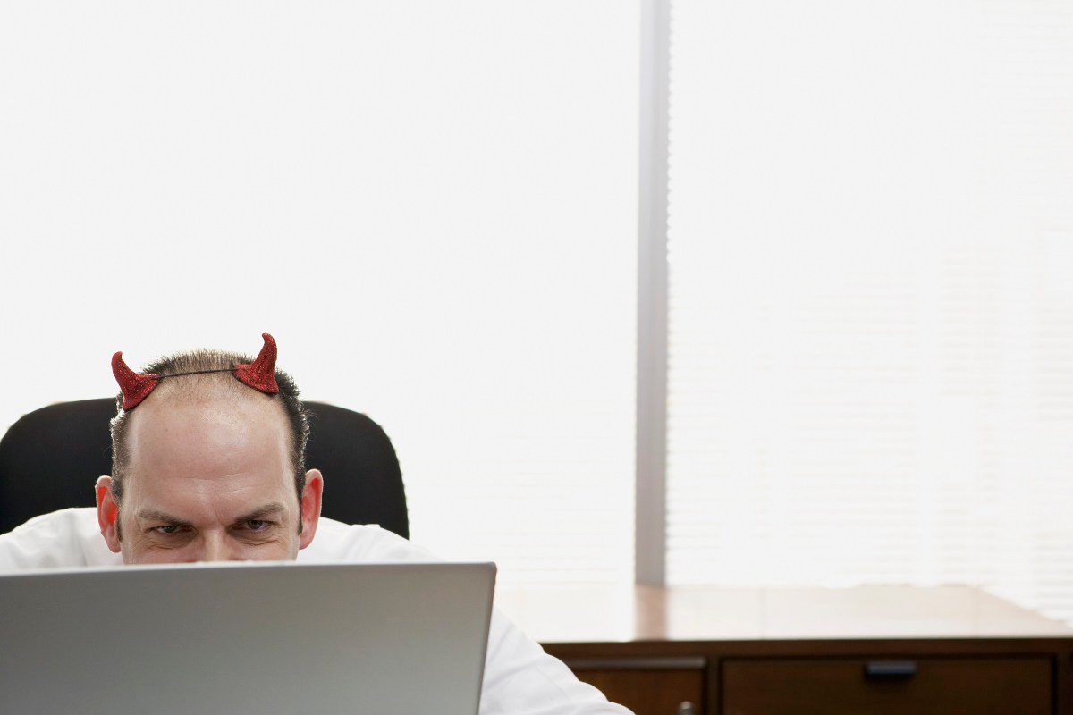 As Microsoft Stuffs Windows With AI, New Update Prevents Users From Turning Off Their PCs