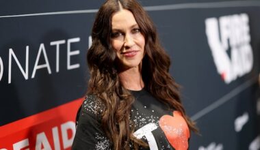 Alanis Morissette, Taylor Swift, Kiss to be inducted into Songwriters Hall of Fame